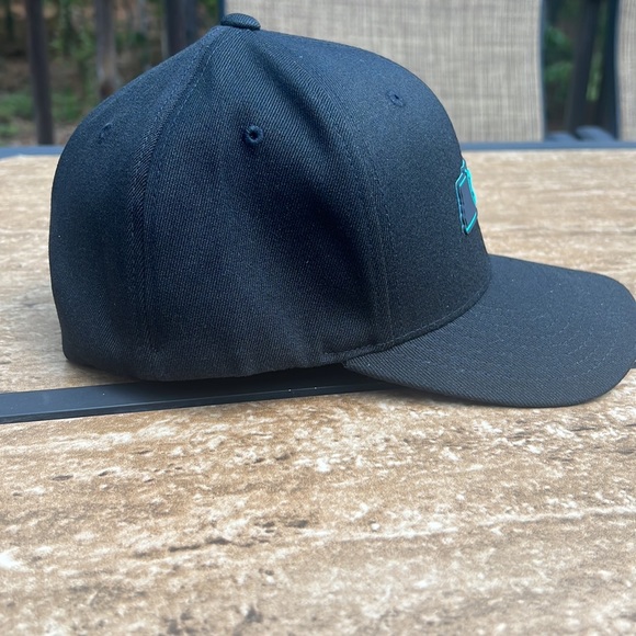 Branded Bills Turquoise State Tennessee Flexfit Hat - Picture 4 of 4